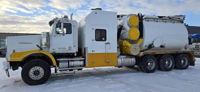 Western Star 4900 Tri Axle Vacuum Truck - Detroit, 18 Speed Manual