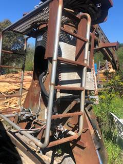 Crane Equipment Mfg (Grizzly Cranes) Grizzly 215MT Truck-Mounted Log Loader