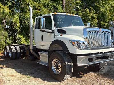 2025 International HV613 Extended Cab Cab & Chassis Truck