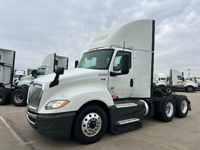 International LT625 Day Cab Truck - Cummins 400HP