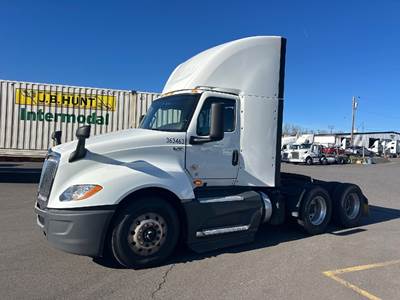 International LT625 Day Cab Truck - Cummins 400HP