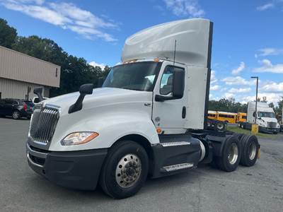 International LT625 Day Cab Truck - Cummins 400HP