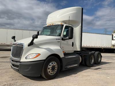 International LT625 Day Cab Truck - Cummins 400HP