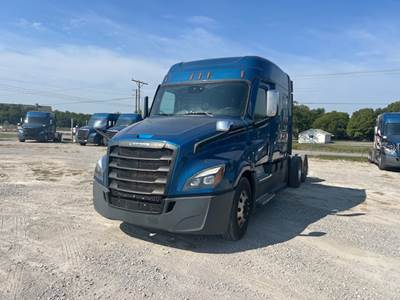 Freightliner Cascadia 126 Sleeper Semi Truck - 72" Mid Roof, Detroit 455HP, Automatic