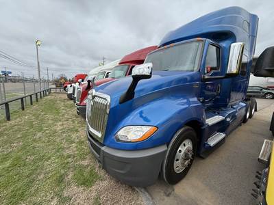 International LT625 Sleeper Semi Truck - 73" Sky Rise, Cummins 450HP, Automatic