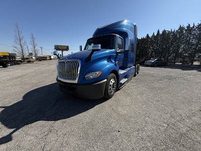 International LT625 Sleeper Semi Truck - 73" Sky Rise, Cummins 450HP, Automatic