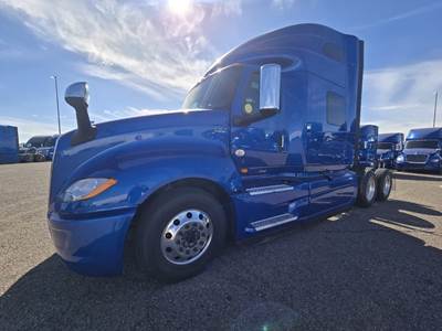 International LT625E Sleeper Semi Truck - 72" Sky Rise, Cummins 450HP, Automatic