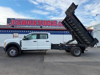 Ford F-550 Crew Cab Cab & Chassis Truck