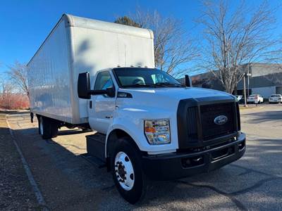 Ford F-750 Box Truck