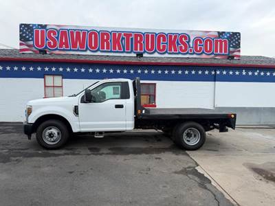 Ford F-350 Flatbed Truck