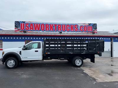 Ford F-450 Flatbed Truck