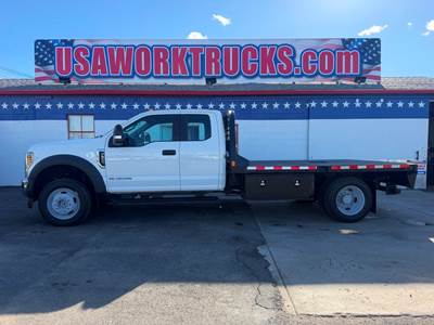 Ford F-550 Flatbed Truck