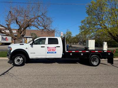 RAM 5500 Flatbed Truck