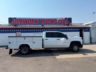 Chevrolet Silverado 3500HD Crew Cab Mechanic / Service Truck - Automatic