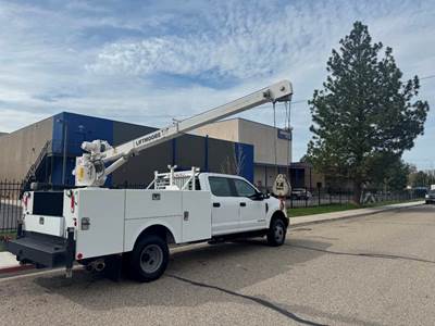 Ford F-350 Crew Cab Mechanic / Service Truck - Automatic