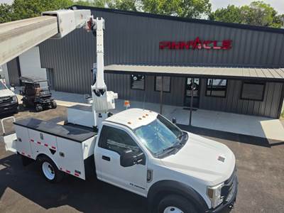 2019 Ford F550 4X4 45FT ALTEC BUCKET TRUCK ALTEC AT40G 45FT TELESCOPING 4X4 DIESEL