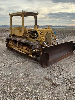 Caterpillar D4C Dozer Serial No 5R549