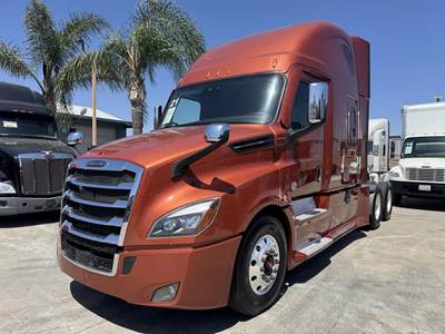 Freightliner Cascadia 126 Sleeper Semi Truck - 72" Raised Roof Sleeper, Detroit 455HP, 12 Speed Dt12 Automatic