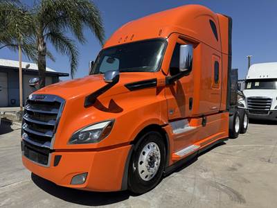 Freightliner Cascadia 126 Sleeper Semi Truck - 72" Raised Roof Sleeper, Detroit 505HP, 12 Speed Dt12 Automatic