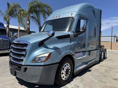 Freightliner Cascadia 126 Sleeper Semi Truck - 72" Raised Roof Sleeper, Detroit 455HP, 12 Speed Dt12 Automatic