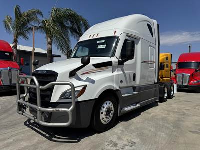 Freightliner Cascadia 126 Sleeper Semi Truck - 72" Raised Roof Sleeper, Detroit 470HP, 12 Speed Dt12 Automatic