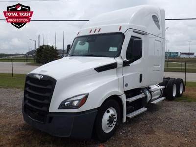 Freightliner Cascadia 126 Sleeper Semi Truck - 60" Raised Roof Sleeper, Detroit 470HP, 12 Speed Dt12 Automatic