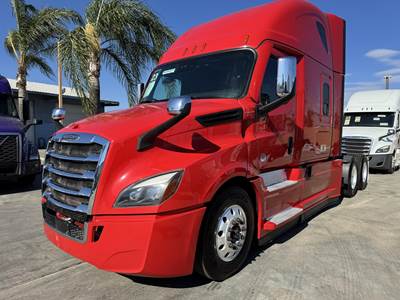 Freightliner Cascadia 126 Sleeper Semi Truck - 72" Raised Roof Sleeper, Detroit 450HP, 12 Speed Dt12 Amt