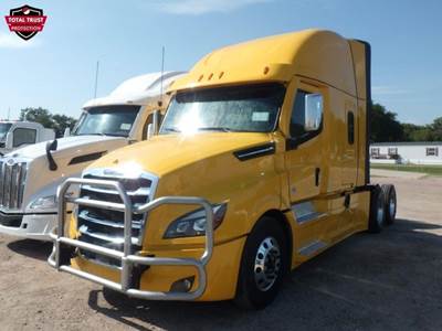 Freightliner Cascadia 126 Sleeper Semi Truck - 72" Raised Roof Sleeper, Cummins 450HP, 12 Speed Endurant Automatic