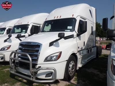 Freightliner Cascadia 126 Sleeper Semi Truck - 72" Raised Roof Sleeper, Detroit 450HP, 13 Speed Manual