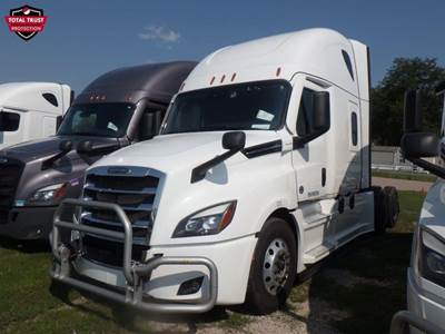 Freightliner Cascadia 126 Sleeper Semi Truck - 72" Raised Roof Sleeper, Detroit 450HP, 13 Speed Manual