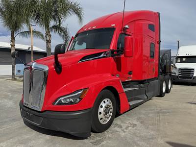 Kenworth T680 Sleeper Semi Truck - 76" Raised Roof Sleeper, Cummins 450HP, 12 Speed Endurant Automatic