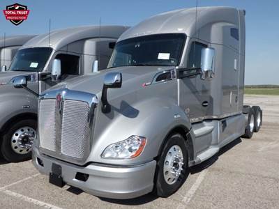 Kenworth T680 Sleeper Semi Truck - 76" Raised Roof Sleeper, Cummins 500HP, 18 Speed Manual