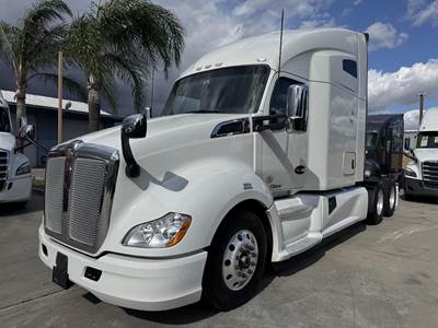 Kenworth T680 Sleeper Semi Truck - 76" Raised Roof Sleeper, Cummins 500HP, 18 Speed Manual
