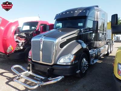 Kenworth T680 Sleeper Semi Truck - 76" Raised Roof Sleeper, Cummins 565HP, 13 Speed Manual