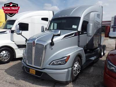 Kenworth T680 Sleeper Semi Truck - 76" Raised Roof Sleeper, Cummins 450HP, 13 Speed Manual