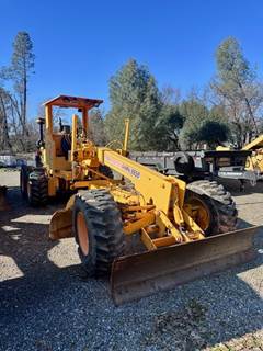2004 LeeBoy 685B Motor Grader