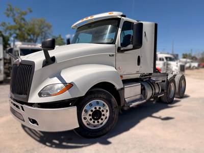 International Day Cab Truck