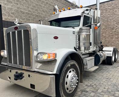Peterbilt 389 Day Cab Truck