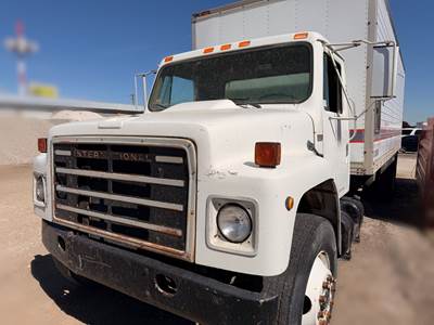 International S1900 Box Truck