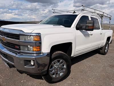 2015 Chevrolet 3500 Silverado HD z71 Crew Cab Truck