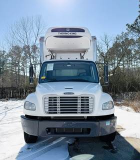 2019 Freightliner M2 106 Refrigerated Truck - Thermo King Refrigerated Box Van