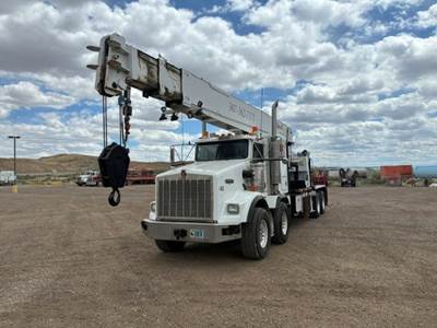 2007 Kenworth T800 Telescopic Boom Truck Crane - Weldco-Beales HL30TC85 (New Model # HL40TC85) Crane
