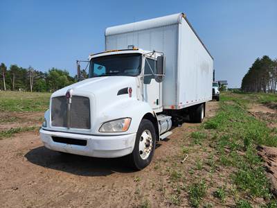 2013 Kenworth Box Truck
