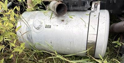 Freightliner Cascadia 126 Right Fuel Tank