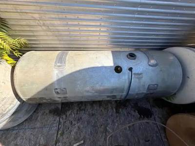 Freightliner Universal Left Fuel Tank