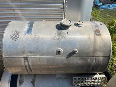 Mack Universal Fuel Tank