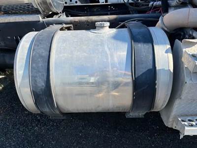 Western Star 4900FA Right Fuel Tank for a 2014 Western Star 4900 FA