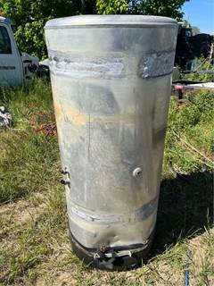 Western Star Left Fuel Tank