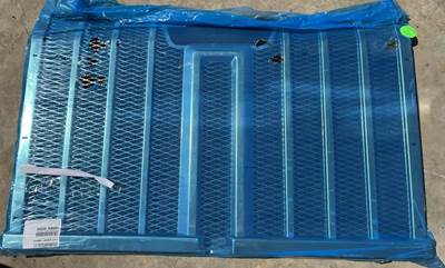 Western Star 47X Radiator Mounted Grille, Black, Part # A17-22061-000
