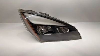 Freightliner Cascadia 126 Headlight Assembly